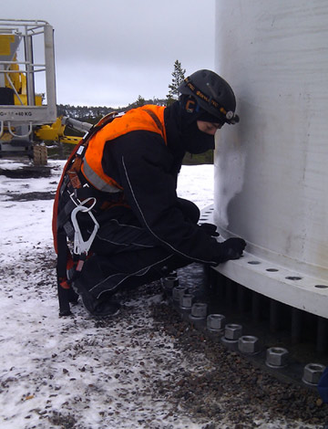 Solumsklinten. Torndelen fästs i fundamentet. Foto: Andreas Einarsson  