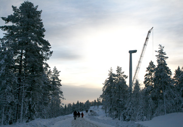 Besökare på guidad visning till Bräntberget. Foto: Lina Landell